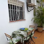 Fantastico Apartamento Con Piscina Comunitaria Junto Al Mar En Malaga