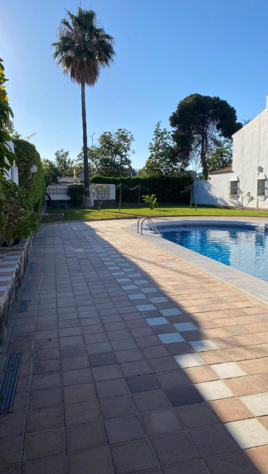Fantastico Con Piscina Comunitaria Junto Al Mar En